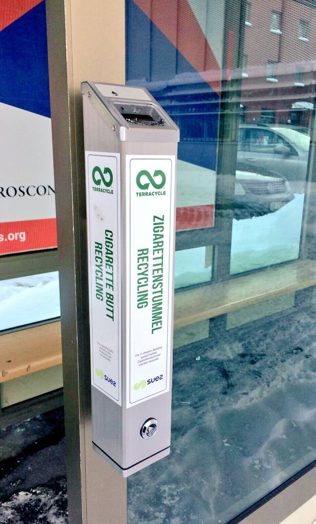 Let the #Earth breathe! In #davos2017, <a href="/TerraCycle/">TerraCycle US</a> and <a href="/suez/">SUEZ</a> collect #cigaretteends for recycling. #circulareconomy #recycling <a href="/wef/">World Economic Forum</a>