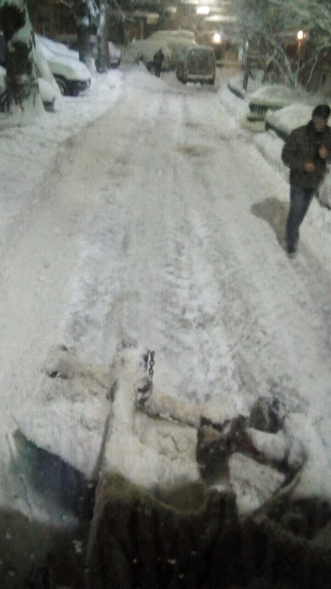 ass_tehnik's tweet photo. Механизированная очистка снега во дворах УК ООО "АСС-Техник" https://t.co/lUGHNFOjAC