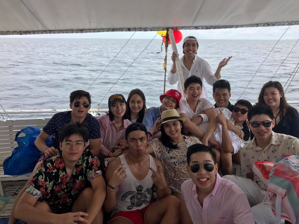 DTabbsNFT's tweet photo. Glad to have went to Cebu with these hooligans #LitSenyor #CeBurat #SinTulog https://t.co/Rhbh98oqkD