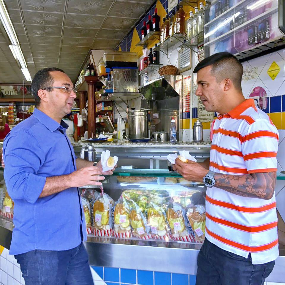 ProfAdalmir's tweet photo. O dia já começou bem hoje #Rio #RiodeJaneiro #cafe https://t.co/ASHDWId6rc