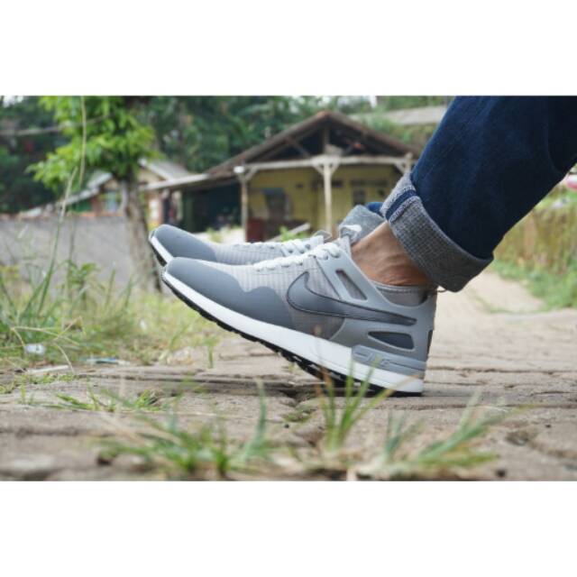 Saya menjual Nike pegasus seharga Rp235.000. Dapatkan produk ini hanya di Shopee! shopee.co.id/sepatumurahban… #ShopeeID