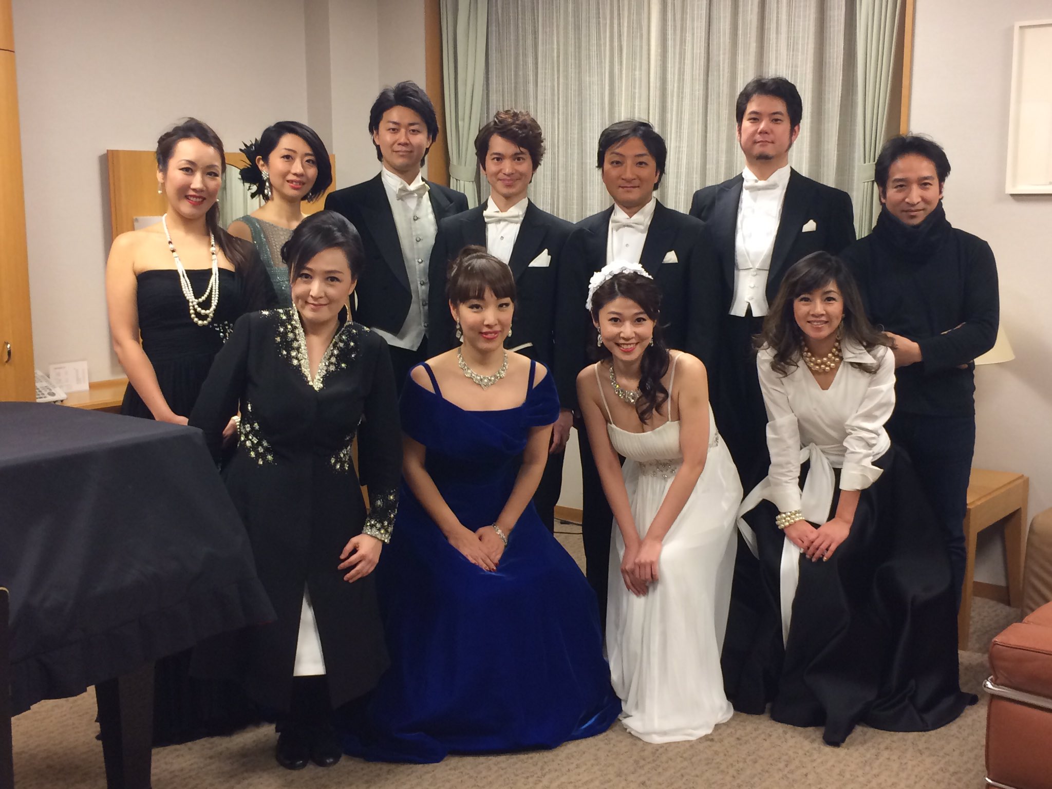 二期会21 Pa Twitter ニューイヤー ガラ コンサート オペラからミュージカルまで21曲 を8名の歌手がエレクトーンの圧倒的なサウンドとともに熱演しました 司会の永井美奈子さんのオペラ愛溢れるトークにも大きな拍手が贈られました T Co Ktqjkg2zrt S