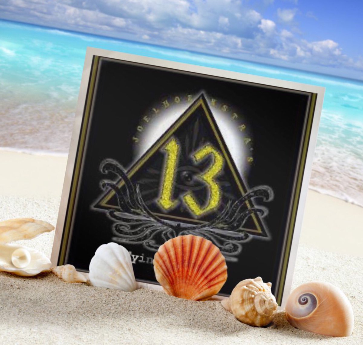 HoekstraMagic's tweet photo. Another Monday so as usual It's time for #JH13 #SayGoodbyeToTheSun today! In 17 days live at the @MonstersCruise πΆππΈ https://t.co/inFtn663E0 https://t.co/aobPQ0Cxtk