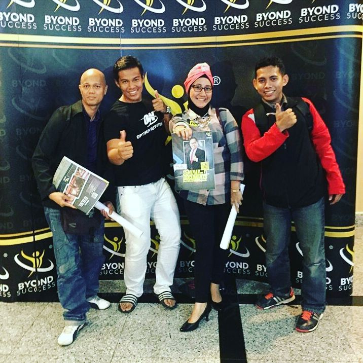 shafiqabdlatif's tweet image. Sometime you will meet new people and new logistic #triggermind #mindpower #mommyleya