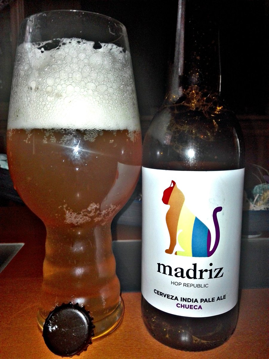 rincondlabirra's tweet photo. Lo mejor es empezar la semana con una cerveza d tu ciudad, desde Chueca @CervezasMadriz su IPA, ligera,suave, con el toque justo d amargor. https://t.co/qYxdlBmDLI