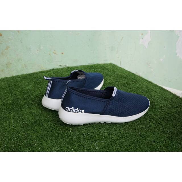 Saya menjual Adidas lite ... seharga Rp200.000. Dapatkan produk ini hanya di Shopee! shopee.co.id/sepatumurahban… #ShopeeID