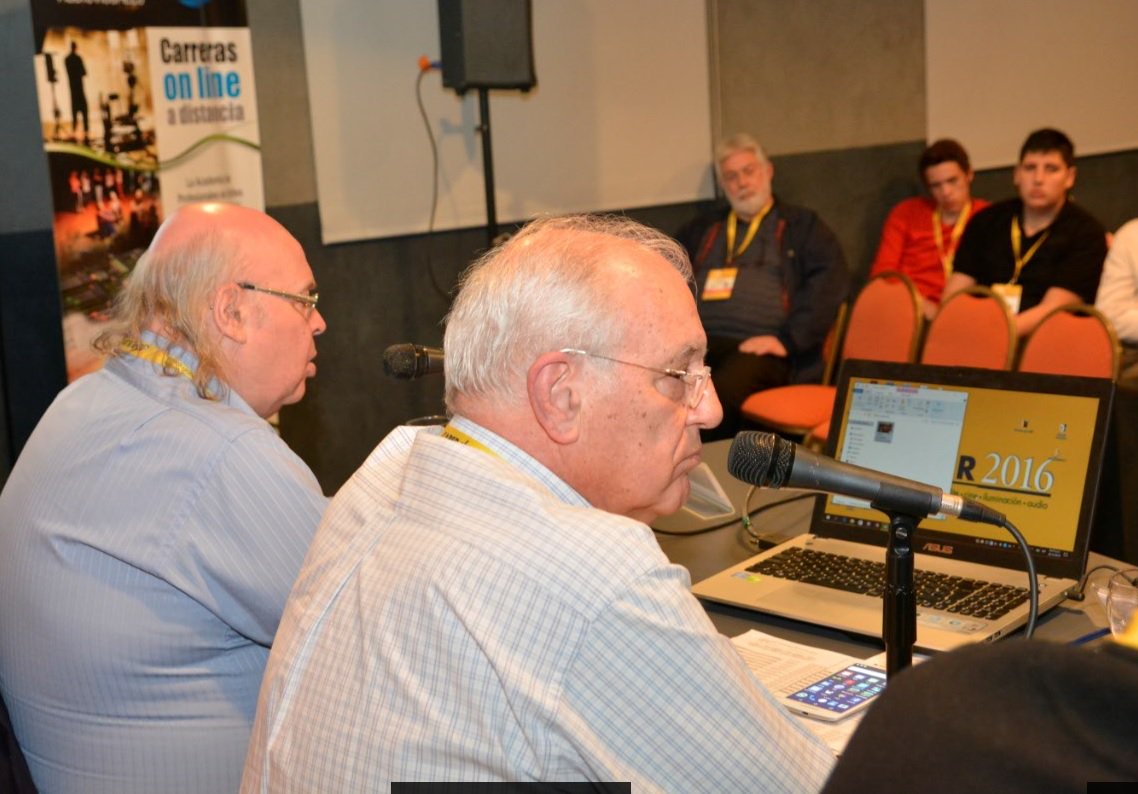 CAPERShow's tweet photo. En #CAPER2016, @DOATDirectores presentó @ACADEMIATVAPAA con carreras audiovisuales. https://t.co/eOgGVUsCrL