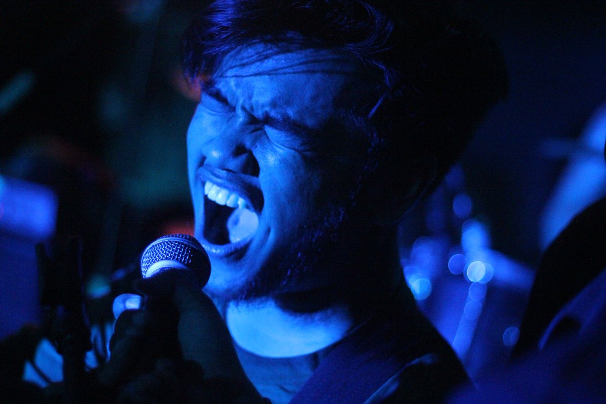 jeritan batin seorang vocalist

cc; <a href="/c4dmagnum/">C4D</a>