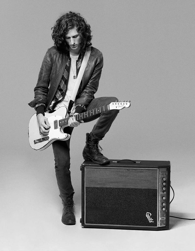 Happy Birthday Nick Valensi 