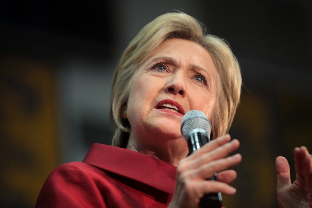 deporableme_st's tweet photo. Hillary Clinton Is the ‘Deplorable’ One #deplorablehillary #deplorable #crookedhillary https://t.co/e871ANP8oc https://t.co/uuEYGURc0S