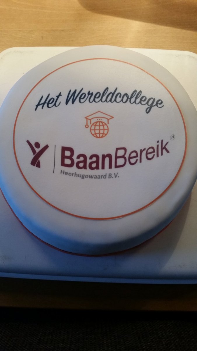 We zijn gestart met <a href="/Wereldcollege/">Het Wereldcollege</a> op de locatie van <a href="/BAANBEREIKnl/">BaanBereik</a> in HHW. Feestelijke eerste dag met taart.
