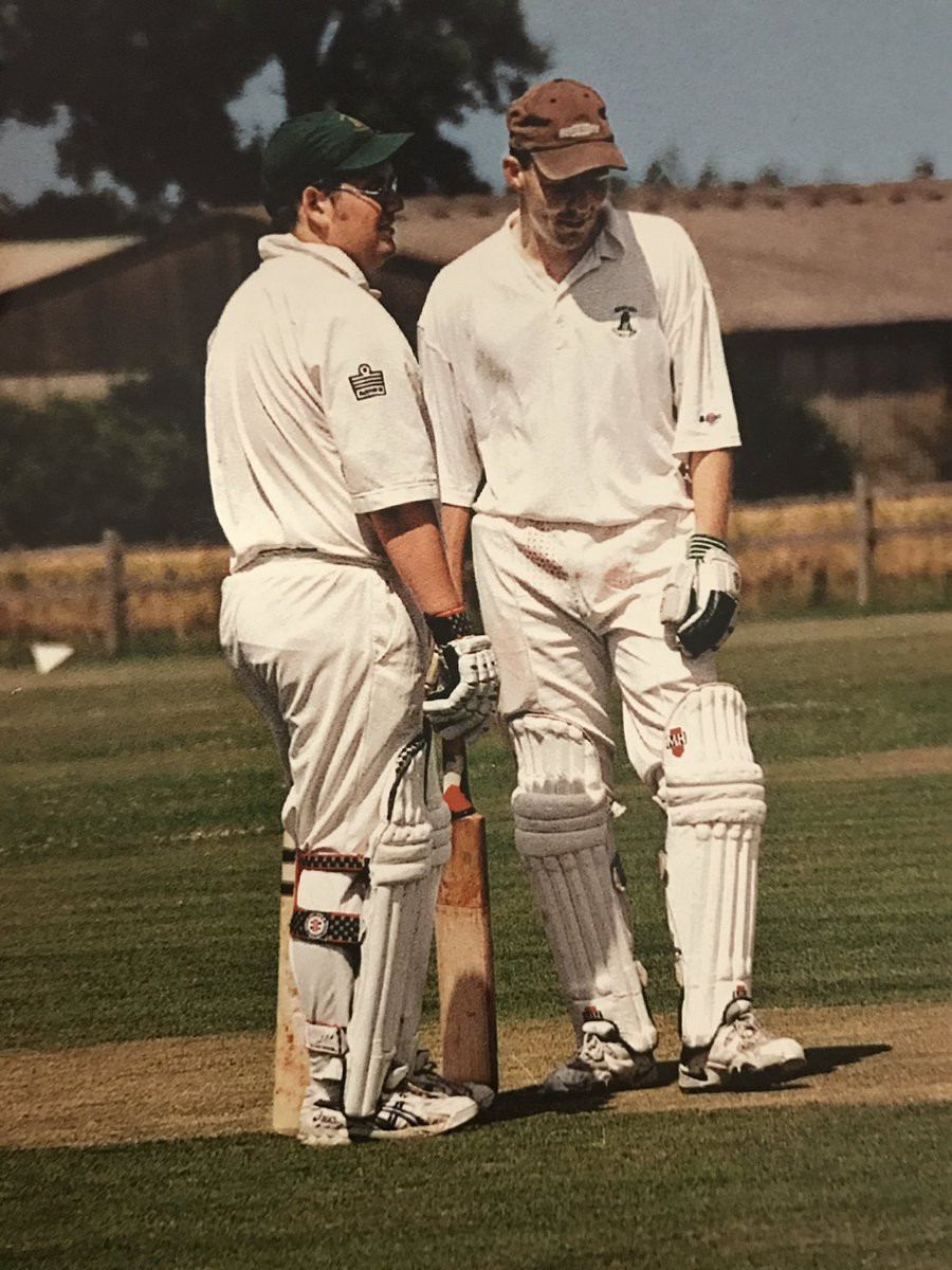 trent_glover's tweet photo. Caption this... #glorydays #benfleetcc #poobrown @hanger50 https://t.co/RS42M9B9Ae