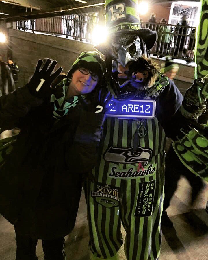 HawkInTheHat's tweet photo. Mr &amp; Mrs Hawk In The Hat
Go Hawks!
#weare12 #12s #twelfie #gohawks #seahawks https://t.co/DbC8rYWLhj