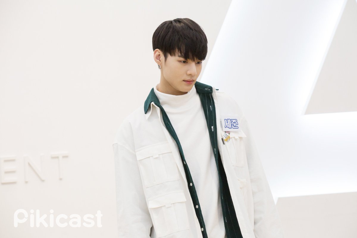 piki_ent's tweet photo. 화질구지라서 속상했을 빅톤 팬들을 위해 원본을 가져와찌( ~˘ ³˘)~♥#1 @VICTON1109 #피키캐스트 #가사분담쇼 #빅톤 본 영상은 요기서 확인! ▶ https://t.co/WWFaN2LR8o https://t.co/xPOczb9ilr