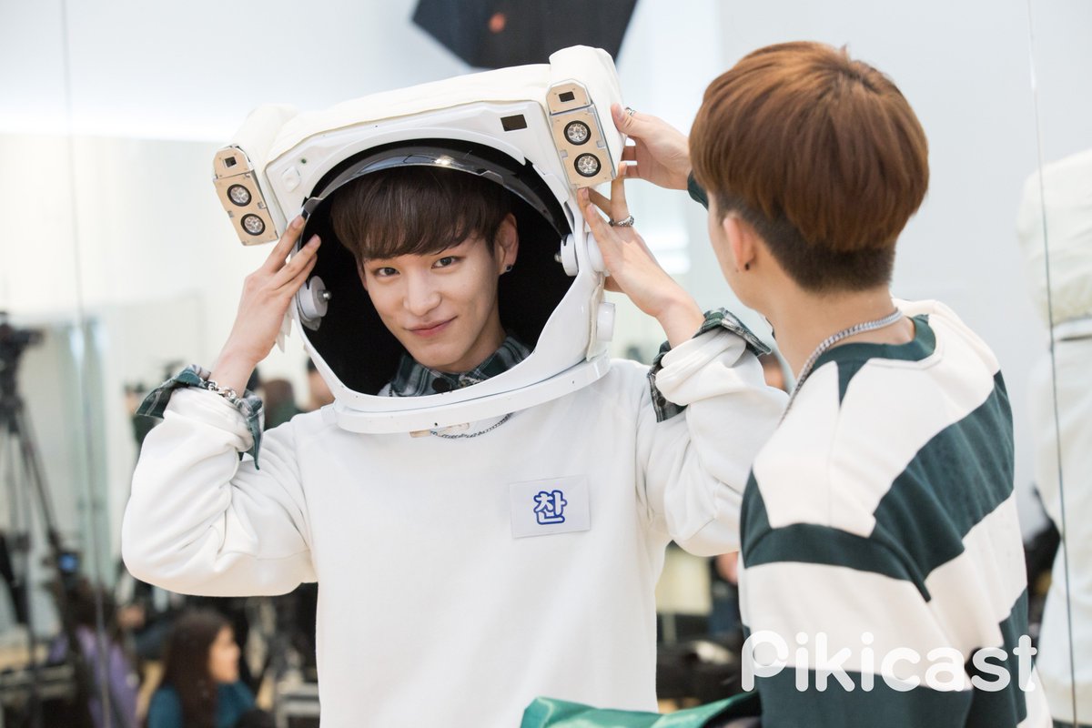 piki_ent's tweet photo. 화질구지라서 속상했을 빅톤 팬들을 위해 원본을 가져와찌( ~˘ ³˘)~♥#8 @VICTON1109 #피키캐스트 #가사분담쇼 #빅톤 본 영상은 요기서 확인! ▶ https://t.co/WWFaN2LR8o https://t.co/EAOINAUqsV