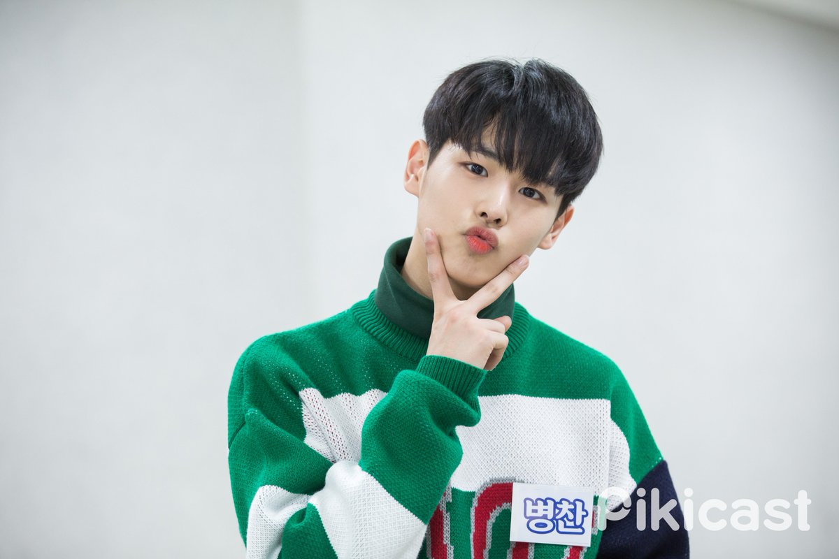 piki_ent's tweet photo. 화질구지라서 속상했을 빅톤 팬들을 위해 원본을 가져와찌( ~˘ ³˘)~♥#5 @VICTON1109 #피키캐스트 #가사분담쇼 #빅톤 본 영상은 요기서 확인! ▶ https://t.co/WWFaN2LR8o https://t.co/8fvmONCZJ9