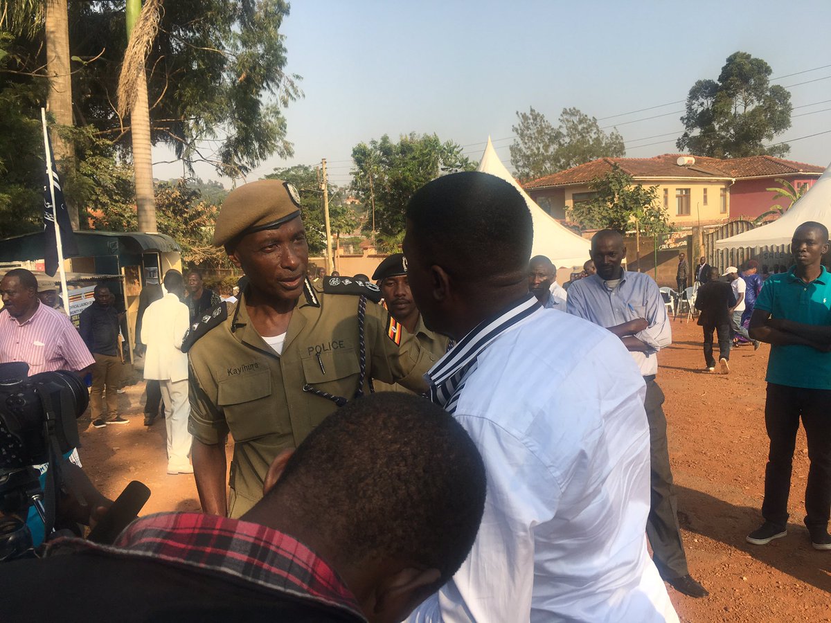 KayihuraKale's tweet photo. I encourage you to visit your Community Liaison officer today at your local Police station and find out more on #CommunityPolicing https://t.co/XFL6YlOet6
