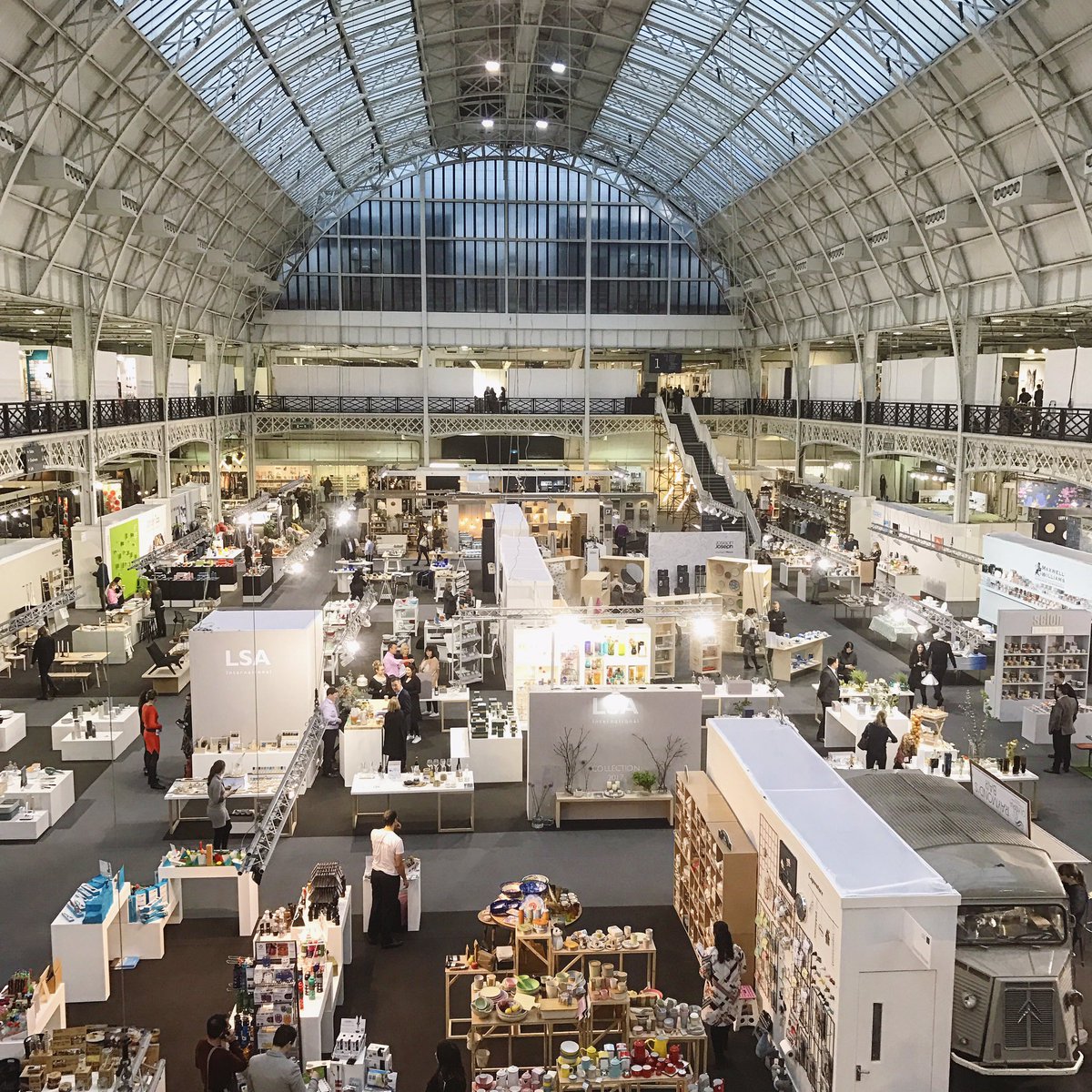 TopDrawerLondon's tweet photo. Are you ready for your adventure at #TopDrawerSS17? Day 2 #AdventuresInDesign #Olympia #Home 🎉 https://t.co/XcRWRe7QoZ