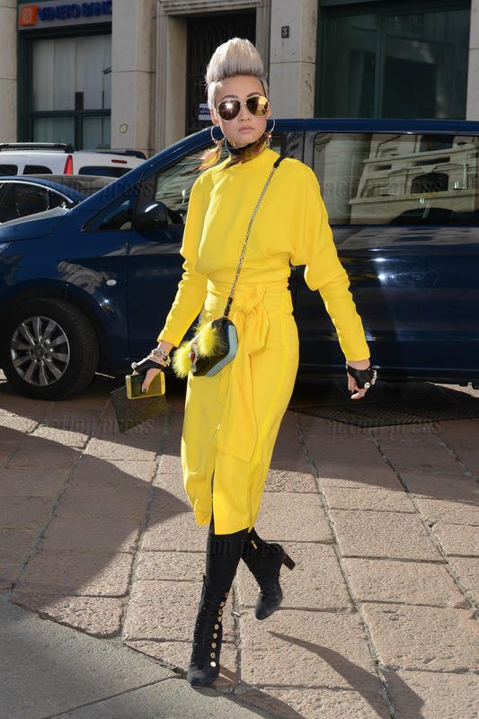 Look of the Day: Esther Quek runway64.de/?p=55852 #fashion #FashionWeek