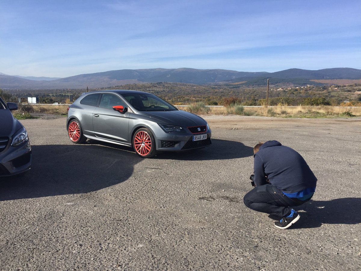 autofacil's tweet photo. Últimas plazas disponibles para nuestro Taller Práctico de Probador de Coches del 20 y 21 de enero. Más info: https://t.co/6R1FF27P1A https://t.co/qR9JBILclj