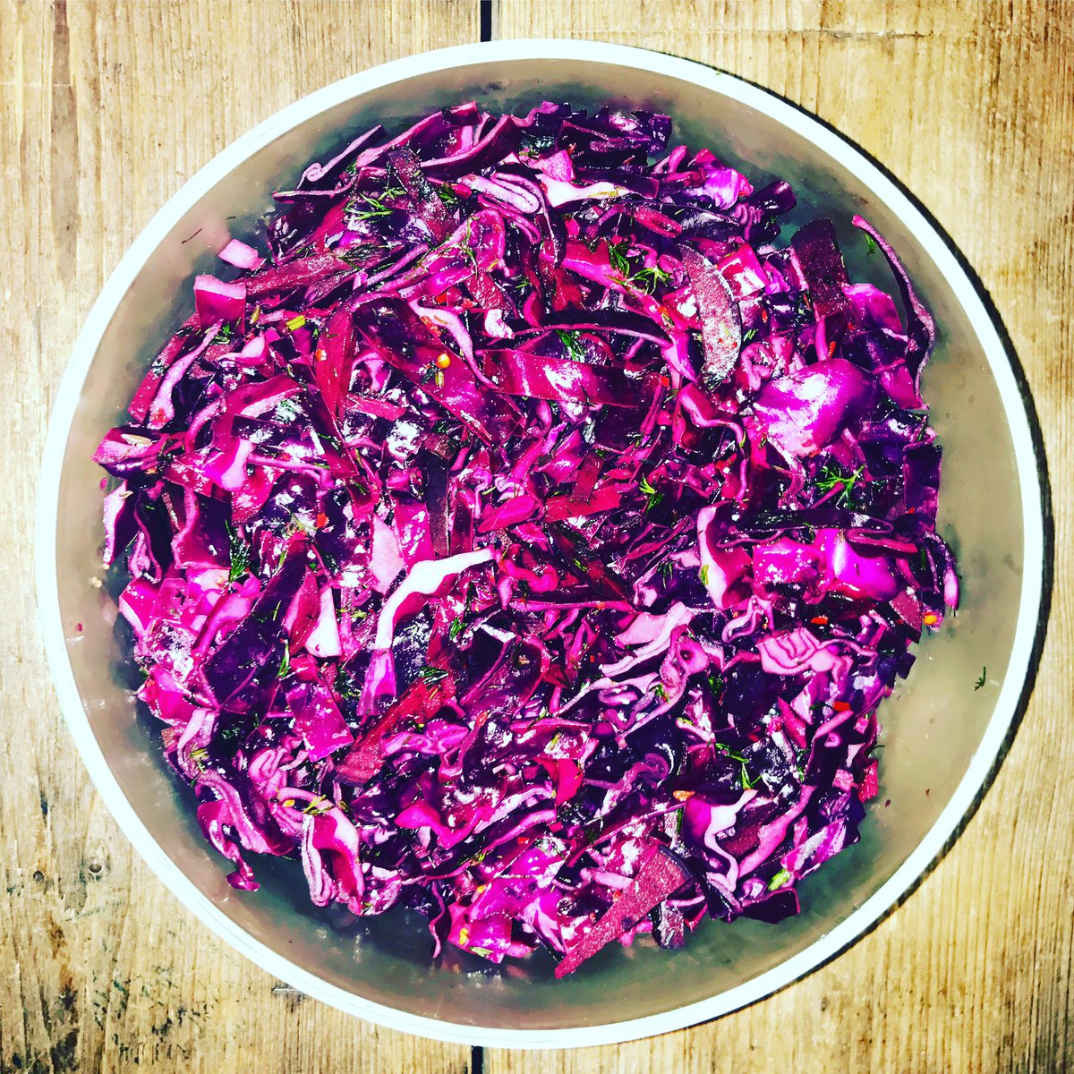 BrownsGreens's tweet photo. #saladoftheweek - #redcabbage #beetroot #dill #chilliflakes #balsamic #oliveoil #seasoning - this purple power salad will give you a boost! https://t.co/P9YPwtAju7
