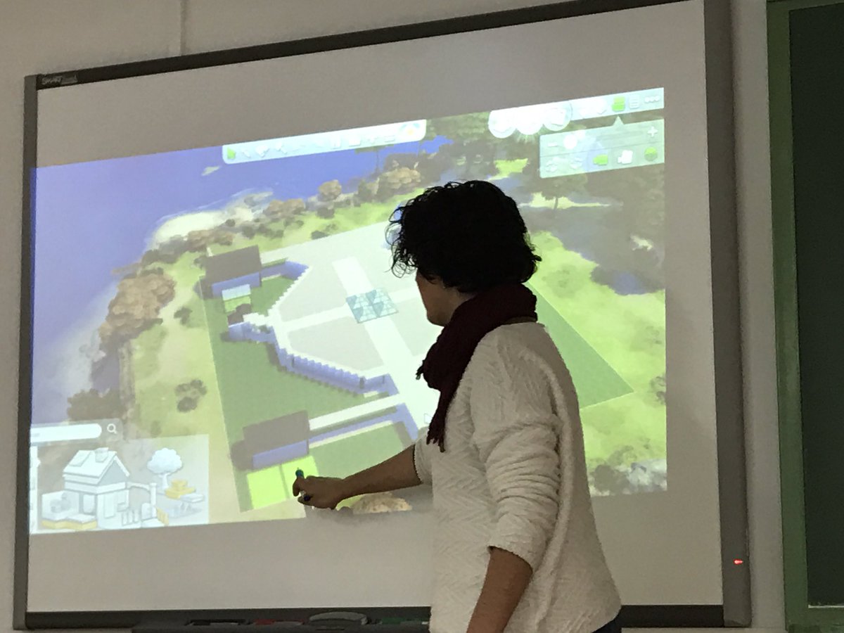 aileon25's tweet photo. Exponiendo cómo ha quedado la maqueta de nuestro Centro #oeuma https://t.co/OMOW7ipbIA