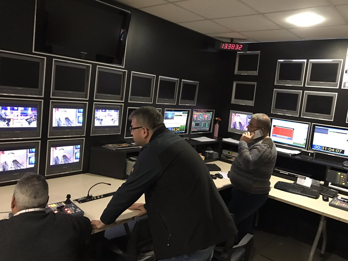 melihgogebakan's tweet photo. #KanalT ekranların'da Analiz Özel Canlı yayın'da Analiz Özel programı sizlerle... https://t.co/QdgfjSO4tz