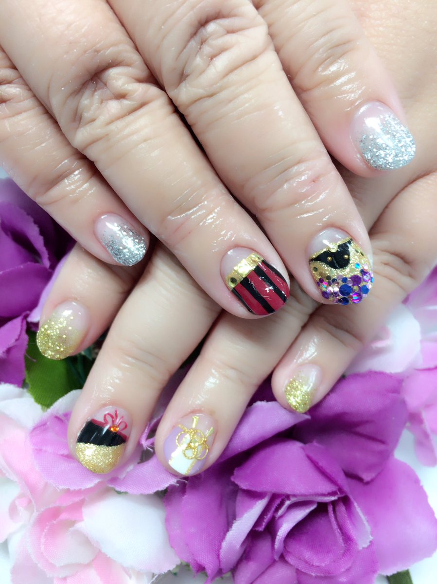 ナイスネイル池袋 בטוויטר キャラクターモチーフネイル 刀剣乱舞 日本号 へし切り長谷部 日本号と長谷部の刀の装飾のイメージしたデザインを入れて綺麗めなデザインに仕上げました 九州旅行楽しんできてくださいね W ﾉ ご来店ありがとうございました T