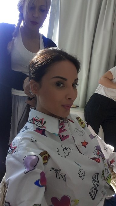 2 pic. Do you like my crazy shirt for @sexart https://t.co/Du9T5a3fXi