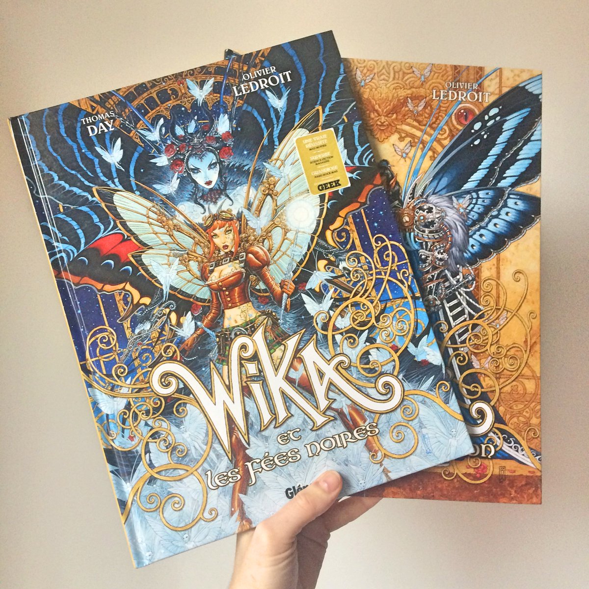 hellomoultmoult's tweet photo. Découvrez la très merveilleuse b.d Wika de @olivier_ledroit et Thomas Day, sur https://t.co/23AqPWtKws ! ❤️❤️❤️
https://t.co/VrT7PapRaN
#bd https://t.co/QlcK4qfmRf