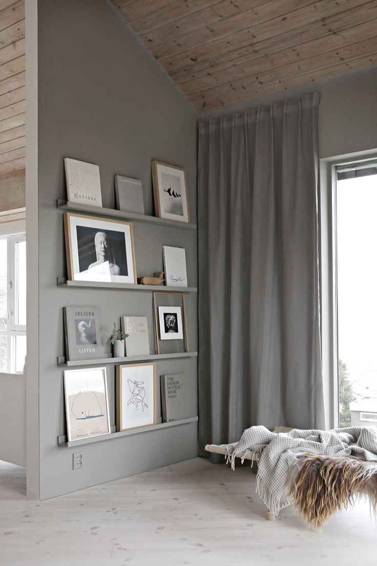 HowesRigby_TPM's tweet photo. Art work display #art #display #interiors | https://t.co/B6wKxS8EMR https://t.co/UJUuDKtBFR