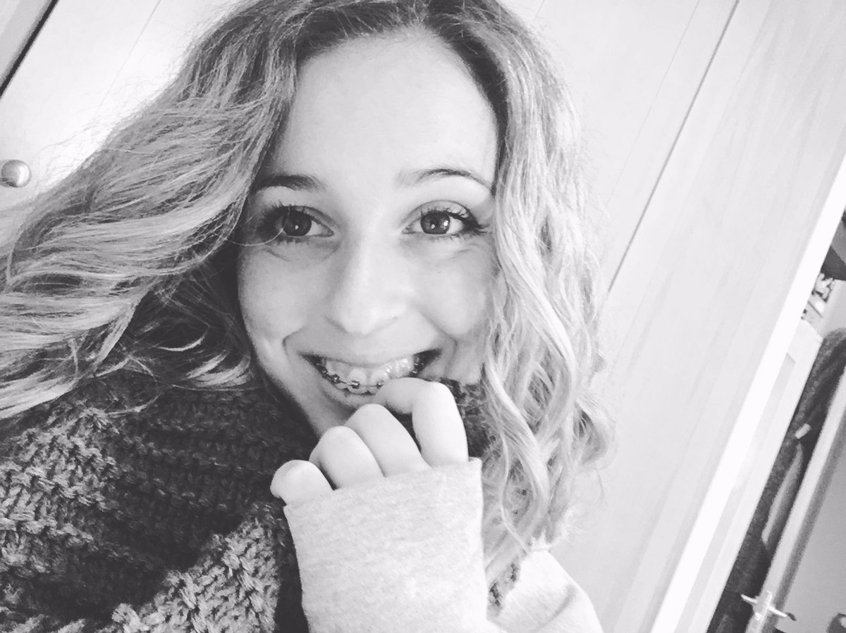 OlgaMorenoF's tweet photo. ¡Feliz lunes desde tierras laguneras!❄️
Muy pronto subiré la fecha de una de las presentaciones de ¿Y por qué no más?❤ https://t.co/uW6k1psOza