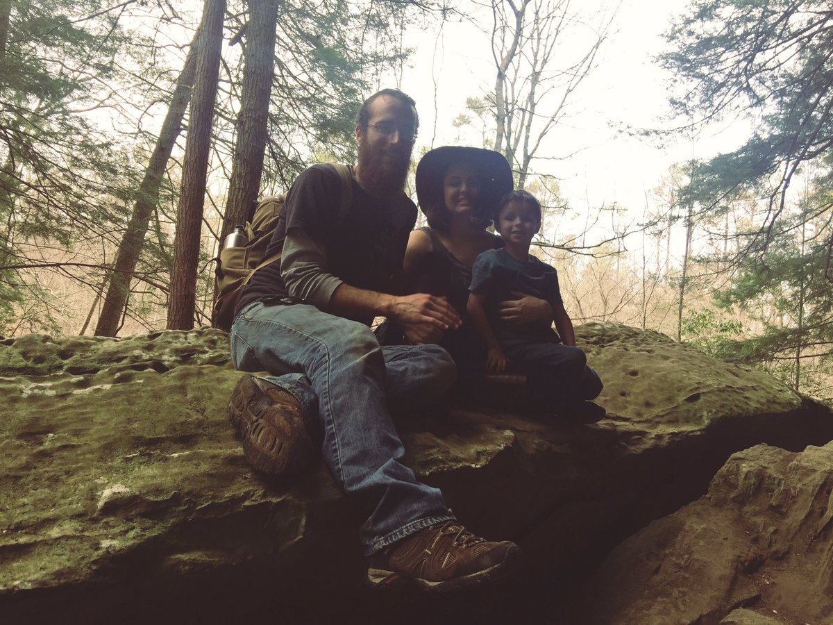MadisonAderholt's tweet photo. Hiking Sipsey! 🌞🌾🐌🌿🍄🗿 https://t.co/EaYq2BdwH2