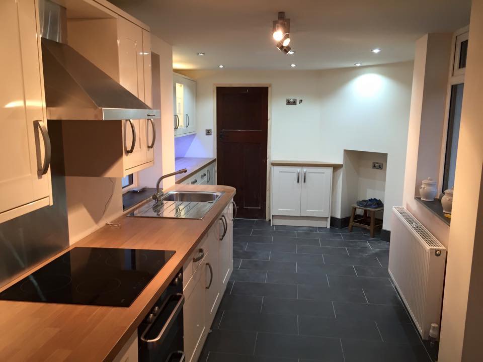 Our new Mobile App is available and FREE for download, ENJOY !!!