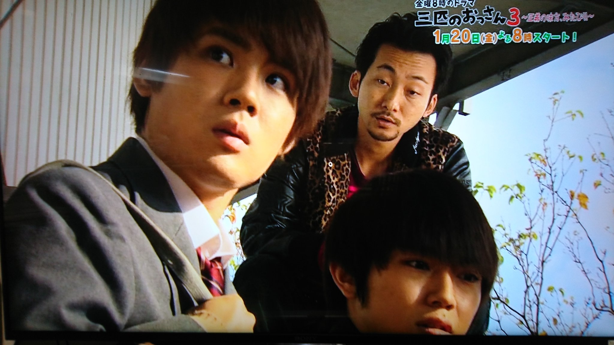 桃子の母 先ほどのドラマ 三匹のおっさん のチンピラ役の方情報は わたしの勘違いで別の俳優さん 波岡一喜さん でしたので 削除しました すみません しかし このカツアゲされている高校生が樋口裕太という方だと判明しましたので 改めてツイートし 桃子の母 先ほどのドラマ 三匹のおっさん のチンピラ役の方情報は わたしの勘違いで別の俳優さん 波岡一喜さん でしたので 削除しました すみません しかし このカツアゲされている高校生が樋口裕太という方だと判明しましたので 改めてツイートし