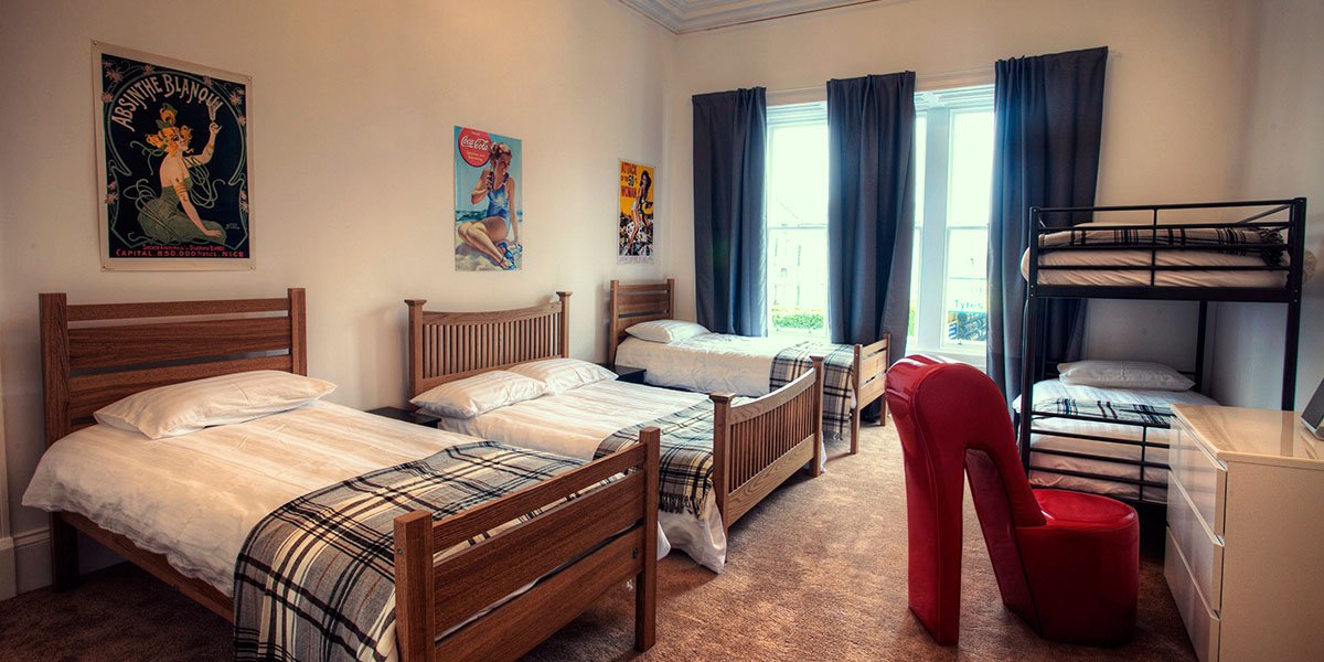 EdGroupEscapes's tweet photo. Wow! last minute offer our Strathearn Road apartment is available this weekend for only 700.00 per night! #EdinOffers #LondOffers https://t.co/0JalmP7yRR