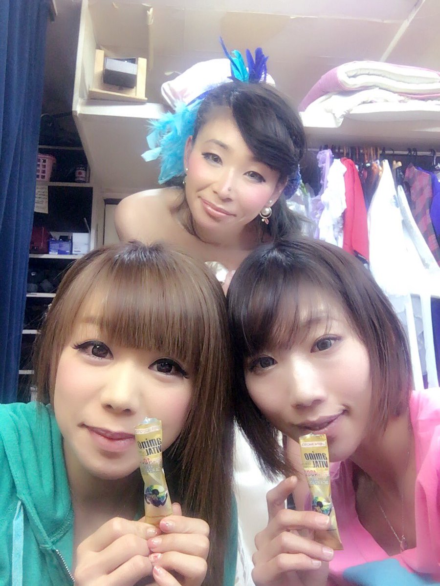 nijimonchi's tweet photo. TSが閉館しました…
16日間本当にありがとうございました。もう、朝の開場前にお客さんと並ぶ事も出来ないと思うと寂しいなぁー…。あげちゃーんとチームあいらちゃんとの10日間本当に楽しかった。 https://t.co/s8r7DtYVfY