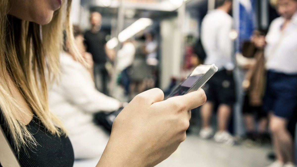 Social media bosses could be questioned by MPs on whether they are doing enough to stop "fake news".
Read more: buff.ly/2jAO1YV