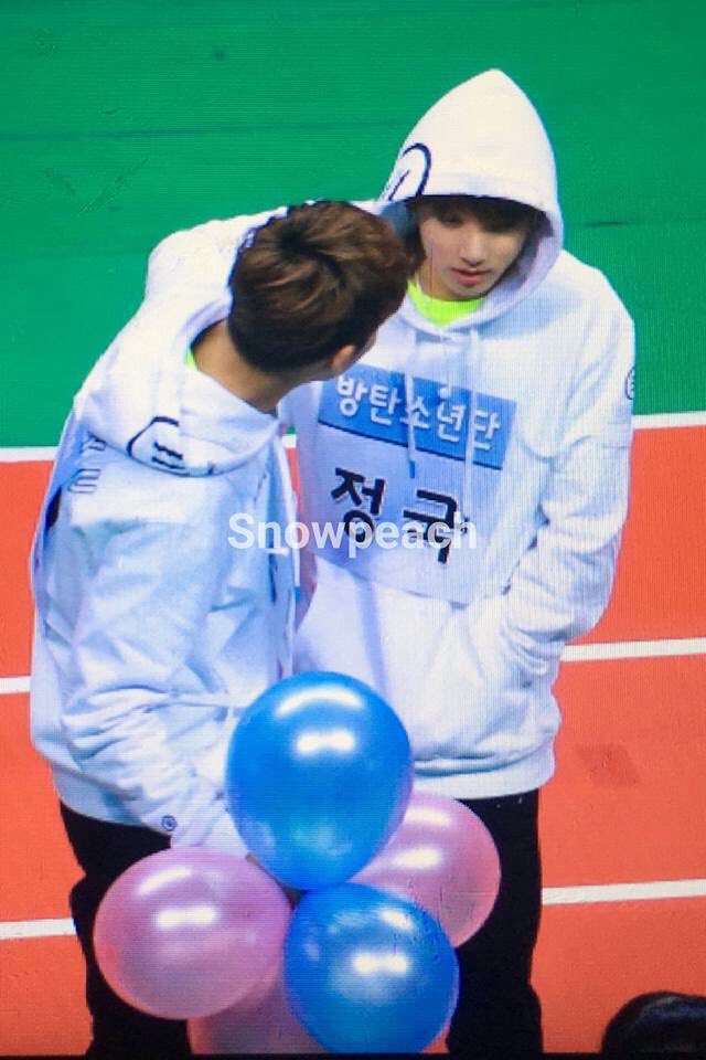 Mingyu SEVENTEEN dan Jungkook BTS