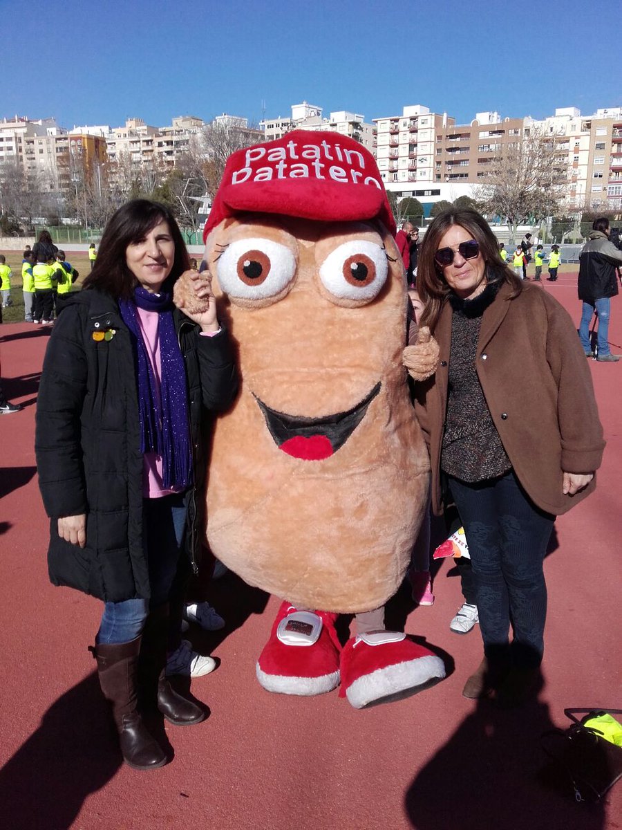 Día muy especial el que hemos tenido la oportunidad de vivir con los más peques en su "particular" <a href="/CarreraSanAnton/">Carrera de San Antón</a>. #GRACIAS por participar