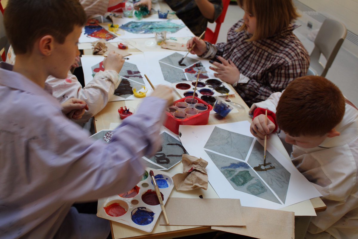 VAUnit's tweet photo. There's lots to see on our new look website including descriptions, photos &amp;videos of past VAU workshops &amp; projects. https://t.co/kKMb9WJcUr https://t.co/JXtBrCnm58