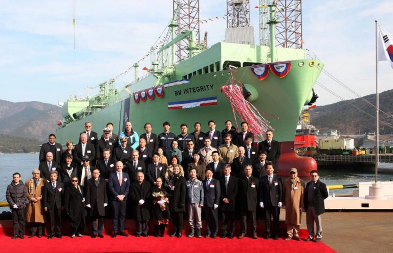 VesselFinder's tweet photo. BW names second LNG FSRU newbuilding the BW Integrity
https://t.co/Yqc7d2zfqx #BWGroup #BW #FSRU #BWIntegrity #LNG #ship #Shipping https://t.co/DBToKdx0Y0