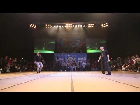 fucmedia's tweet photo. BRUCE vs KITE - UK Champs 2011 - Popping Semi Final #dope #prodancetv #throwback #bboy  #breakdance #breakdancing https://t.co/3SPgPhl6K6 https://t.co/6Bh4o3w5jB