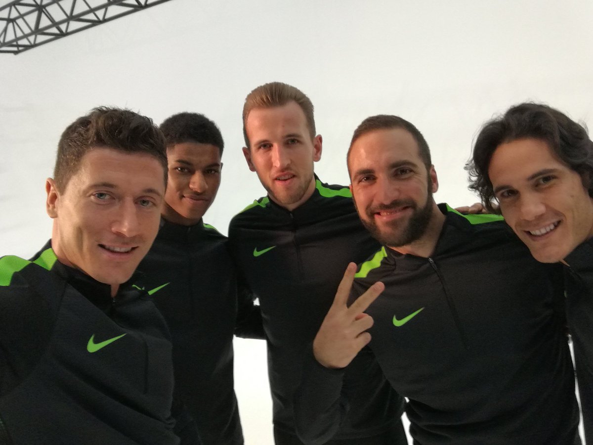 nike hypervenom lewandowski