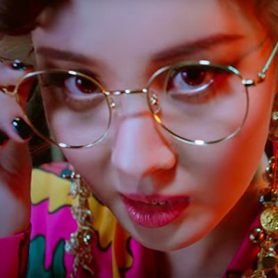 seohyunicons's tweet photo. Seohyun #dontsayno MV icons (1) #seolo #10yearswithseohyun https://t.co/XjH4RYgn5s https://t.co/9F6F7A7RST
