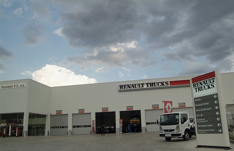 todotransport's tweet photo. .@MTTRUCKS adquiere #Sarauto VI y amplia su oferta #posventa a #Manresa (#Barcelona) https://t.co/xTxHbG2ij1 🚚🚛🔧 https://t.co/QSOD40s7Ku