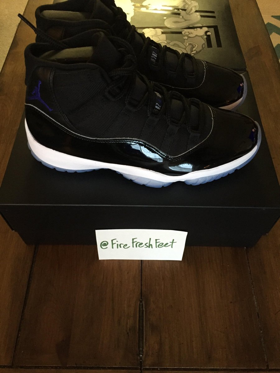 FireFreshFeet's tweet image. SOLD: $300 #AirJordan #SpaceJam size 11. 
            Thanks, B. Williams!