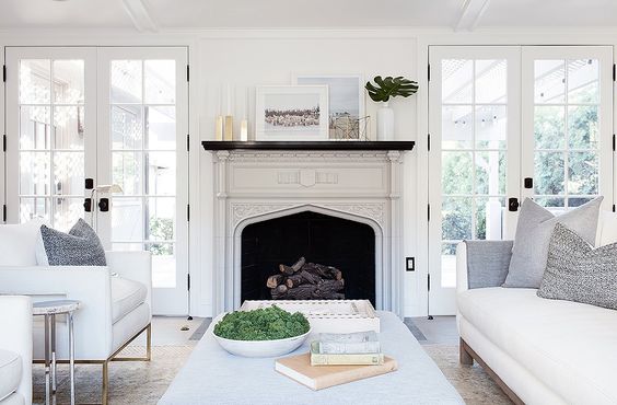 onekingslane's tweet image. The cozy #winterwhite look we’re loving right now → ow.ly/oOWU307GUCv