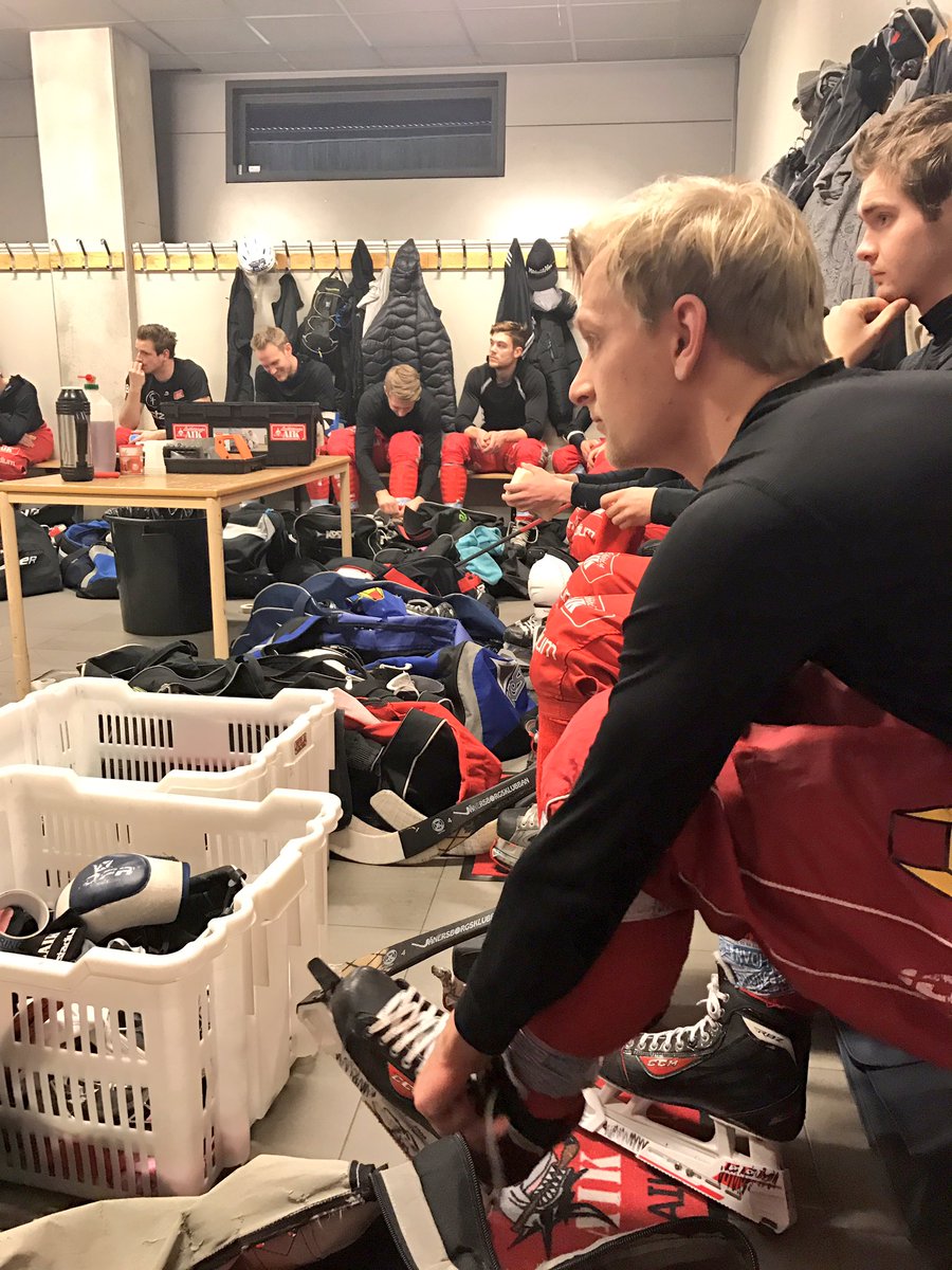 Ny vecka och förberedelser inför kommande match. På lördag kommer Frillesås till Lidköping. Matchstart 15.00! #LAIK #SVBANDY