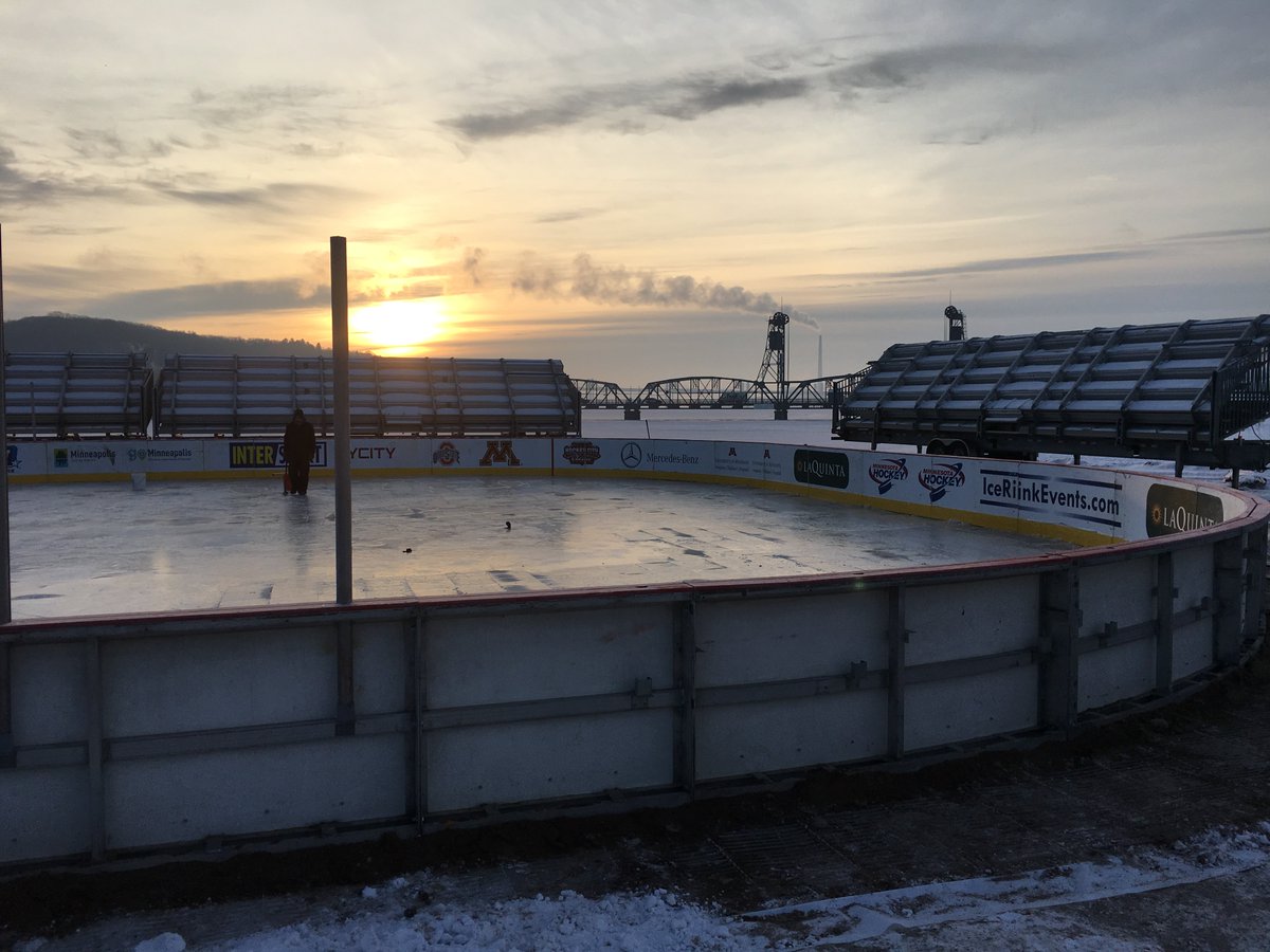 HockeyDayMN's tweet photo. With five days to go, here’s a sneak peek at #HDM2017 presented by @wellsfargo in Stillwater. https://t.co/fU8a73vaRo